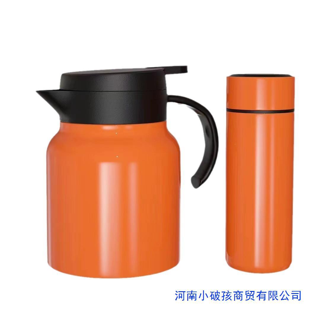 فلاسک مدل REDGIFT گنجایش 1 لیتر به همراه تراول ماگ درجه دار - Image 4